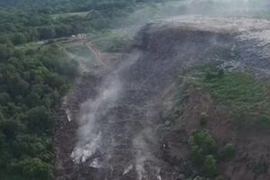 Люди могут находиться на глубине 20 м