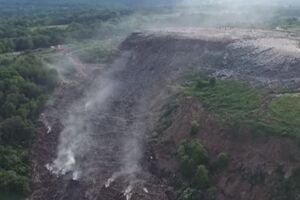 Несколько сот человек принимают участие в спасательной операции