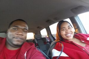 Родители мальчика, который упал в вольер к горилле