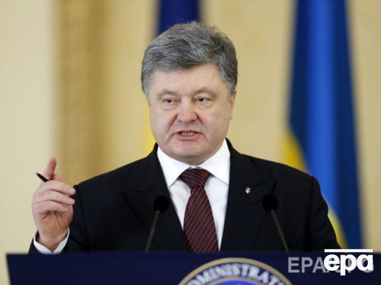 Порошенко призвал депутатов Рады "сделать все возможное" для принятия закона о судебной реформе