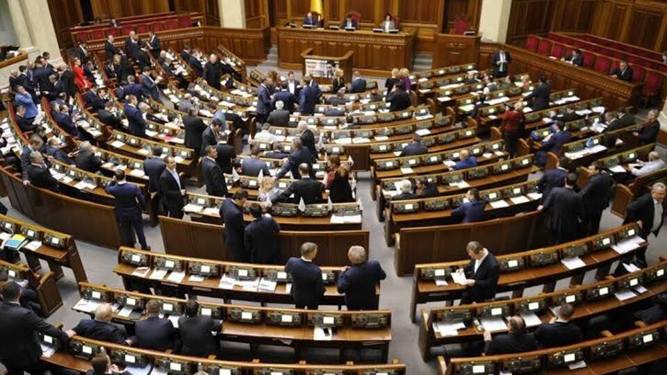 Рада обратилась к Сенату Франции с просьбой поддержать санкции против РФ