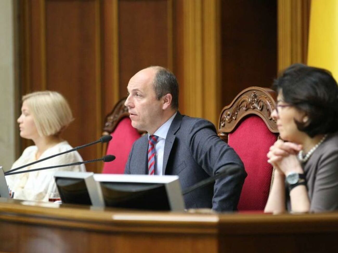 Рада просит Европу ввести безвизовый режим как можно скорее