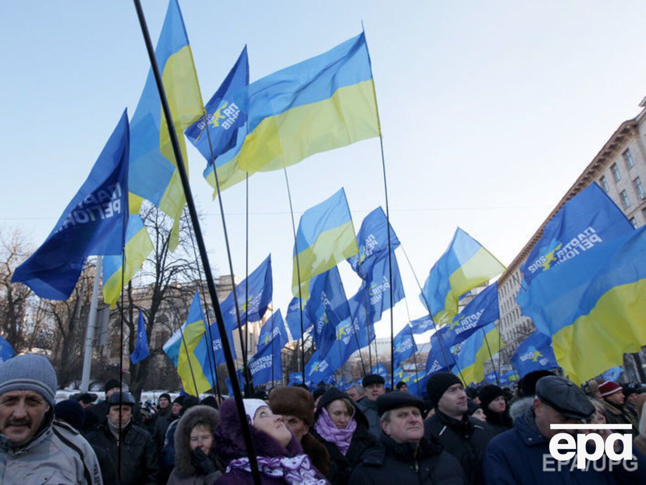 "Черную бухгалтерию" регионалов опубликовали "Украинская правда" и нардеп Лещенко