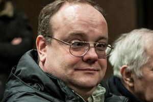 Артем Франков: Вы можете очистить политическую верхушку страны? Так зачем на первый план вытаскивать футболистов и указывать им, как жить?