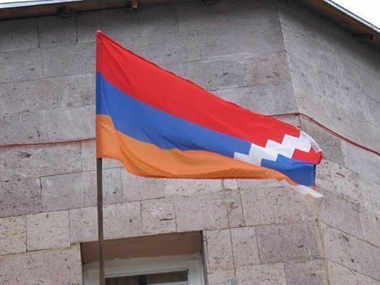 Ереван может признать независимость Нагорного Карабаха