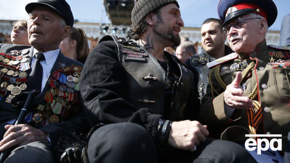 Невзоров: Полностью подтверждается гипотеза, что чем дальше событие, чем больше оно забылось, тем яростнее и жарче становится культ