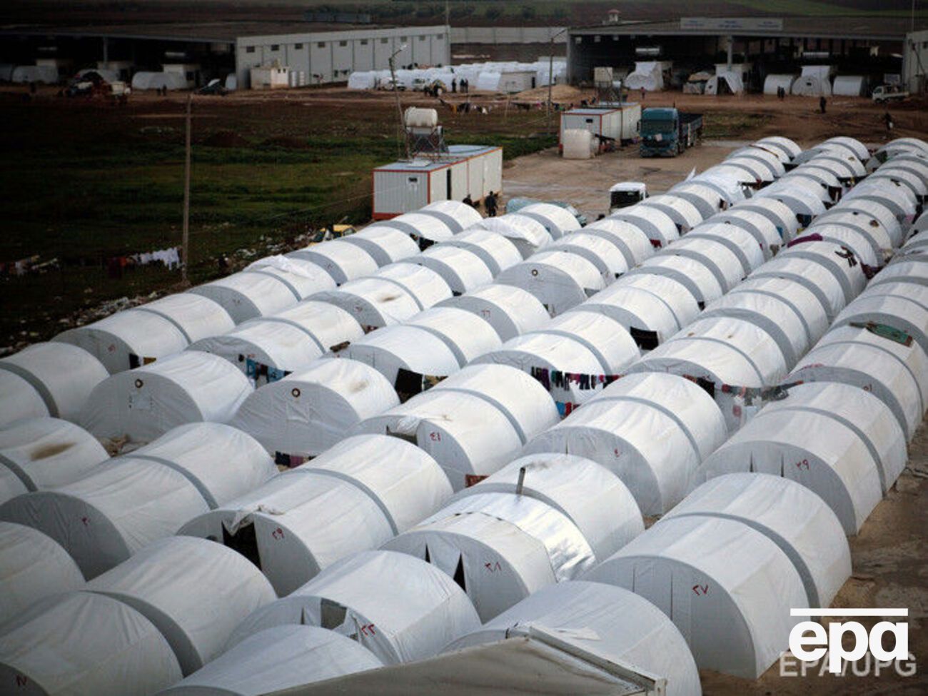 Лагерь беженцев полностью разгромлен