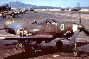 Американский истребитель Bell P-39 Airacobra периода Второй мировой войны. Половина всех выпущенных "кобр" – более 4500 машин – были поставлены в СССР