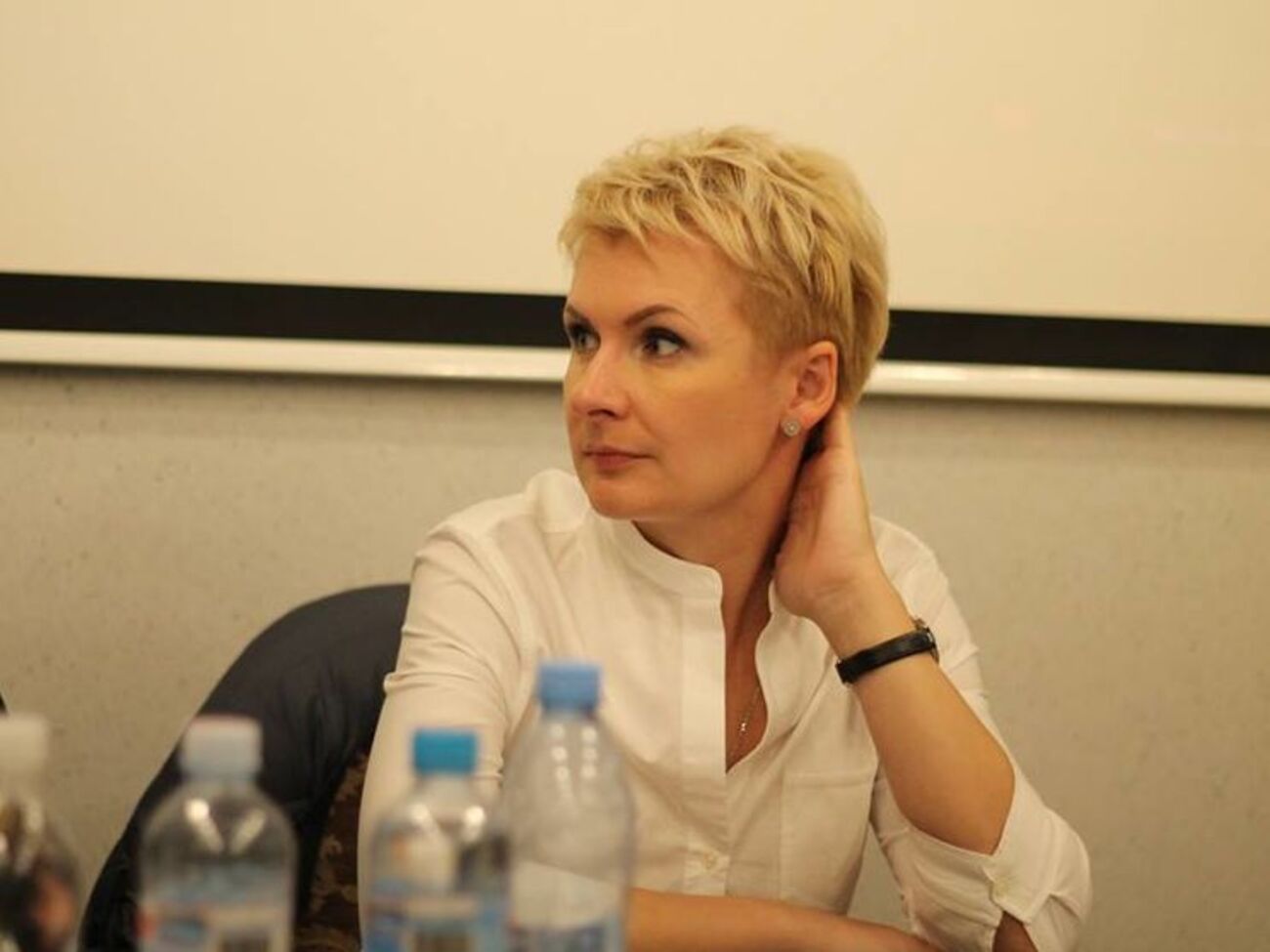 На данный момент люстрированы лишь 940 чиновников, уточнила Козаченко