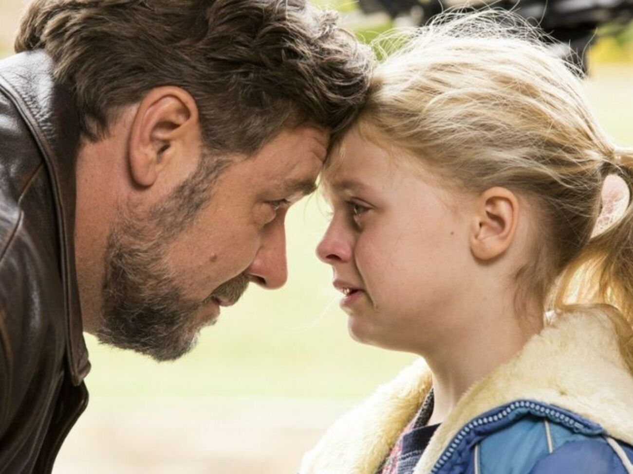 Герой фильма один воспитывает пятилетнюю дочь