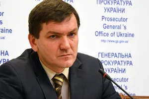 Горбатюк: Пусть назовет имена, кто на него давит, мне самому интересно