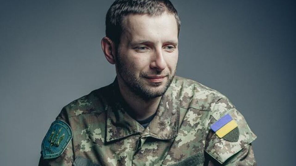 Имена и должности таможенников Парасюк не уточнил