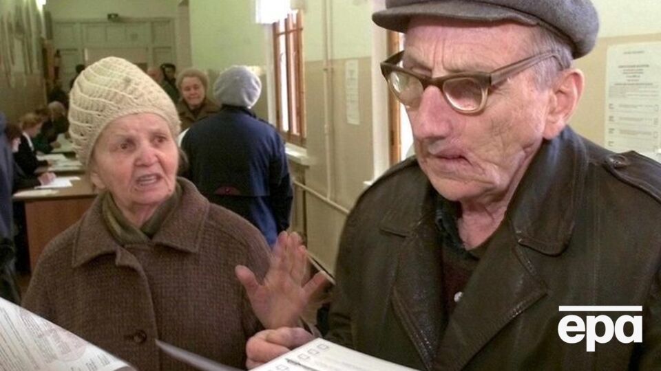 Российским пенсионерам пришли квитанции за полученные ими подарки
