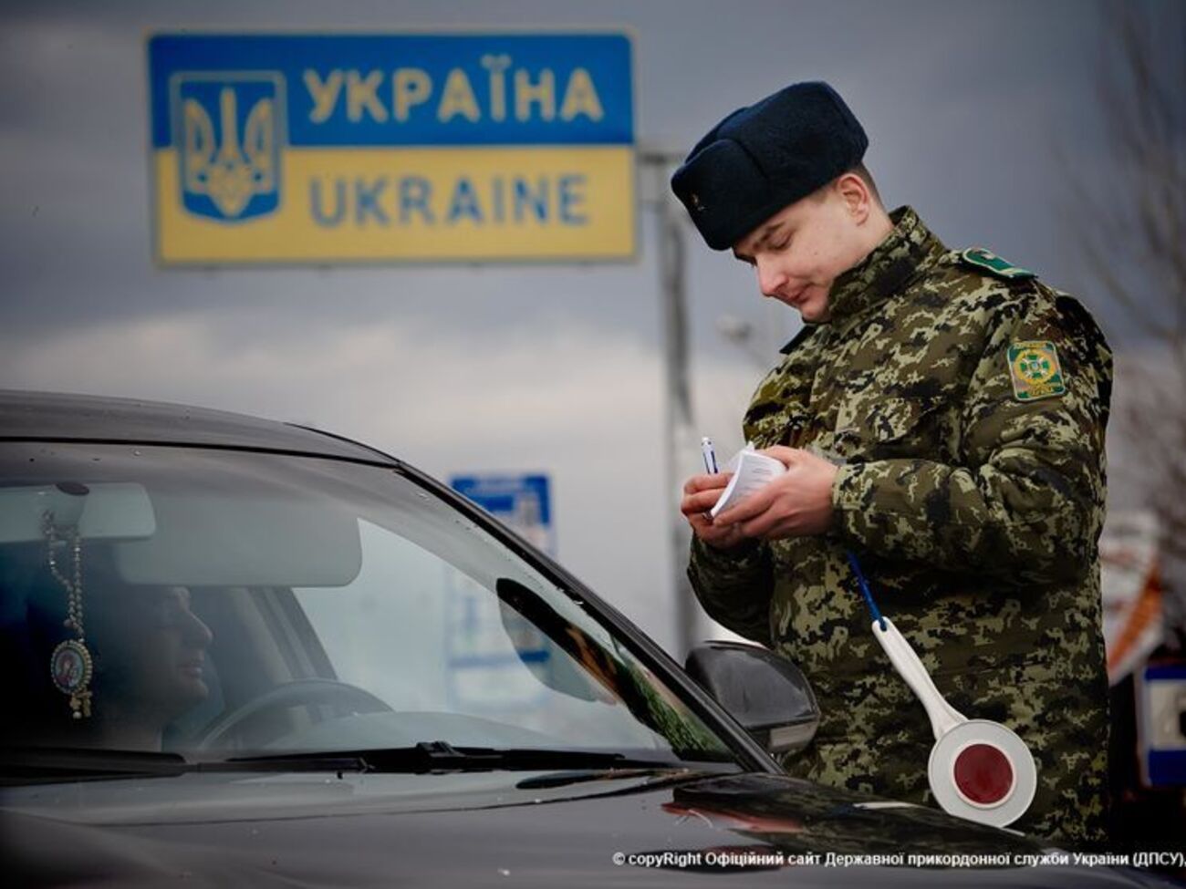 Пограничники сообщили о существенном росте пассажиропотока в связи с праздниками