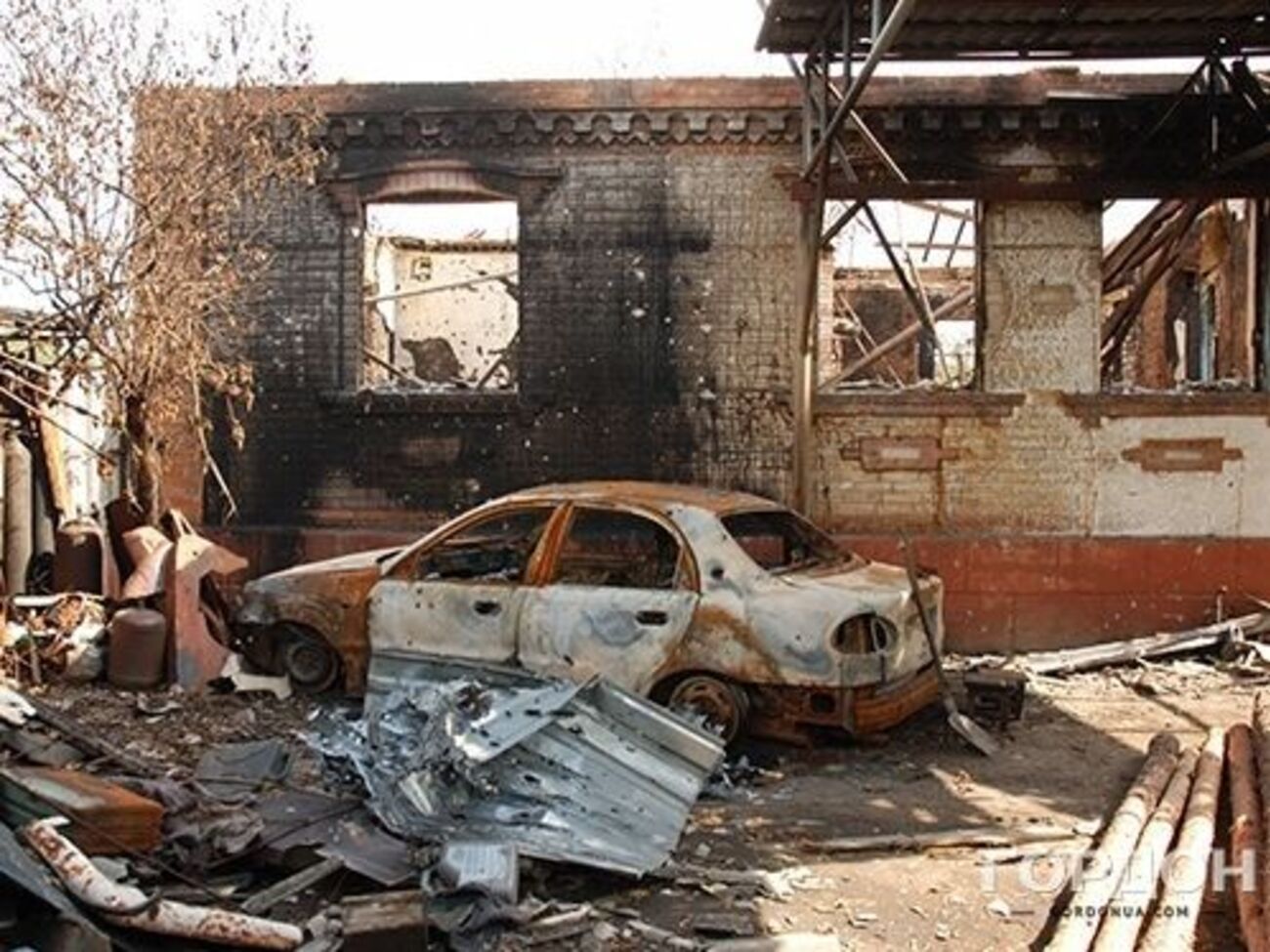 Поселок Семеновка. Жилой дом. Июль 2014 года