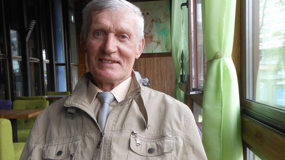 Фоминых: Когда в комнату вошел наш полковник, Пауэрс встал и отдал ему честь