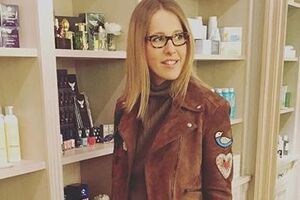 Собчак: Вернувшись с войны в Брянск, бабушка и дедушка воспитали двух дочерей, прожили вместе всю жизнь... Вечная память!.. Спасибо вам за жизнь! С праздником!