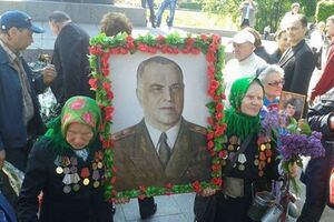 Участники шествия собрались в парке Вечной Славы