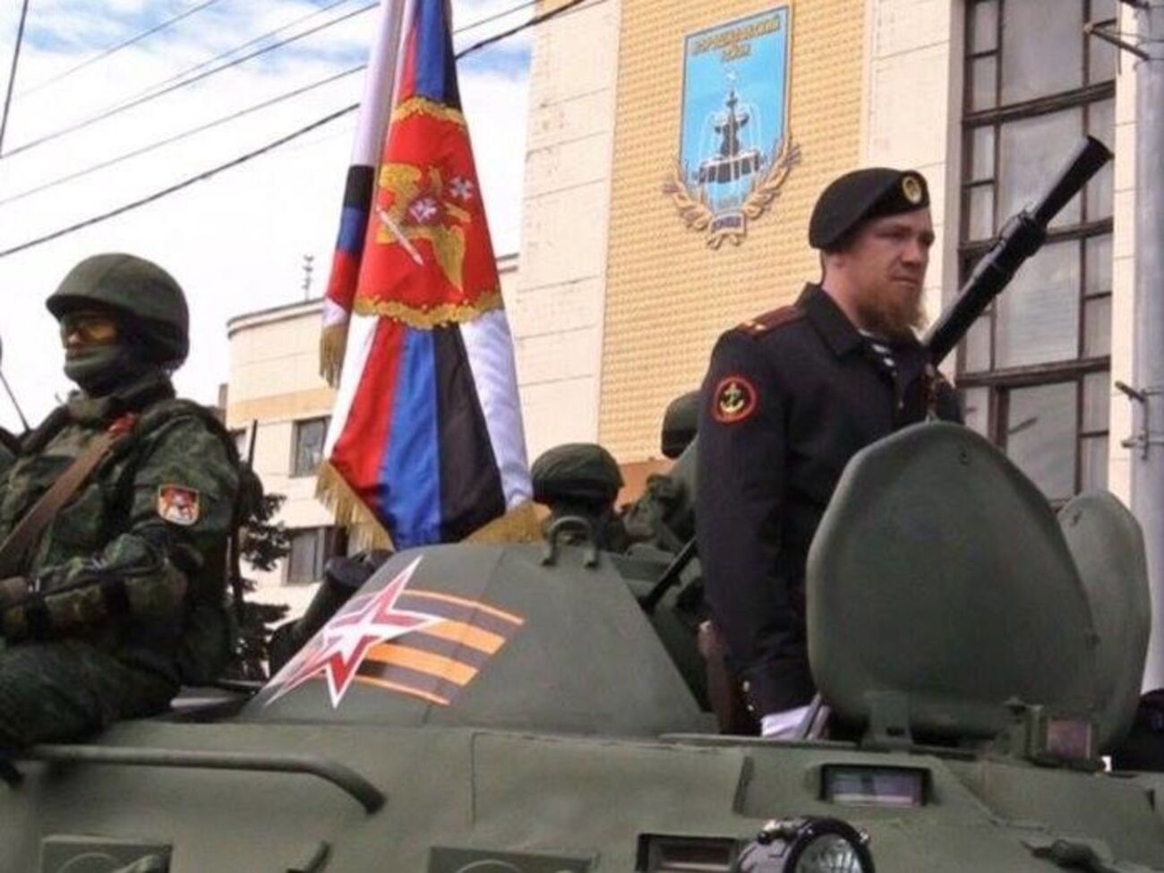 Главари боевиков приняли участие в "параде"