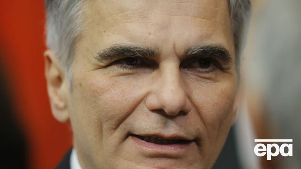 Файман объявил об отставке