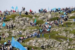 В этом году Меджлис выступил против акции "Восхождение на Чатырдаг"