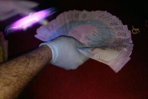 Во время обысков по месту проживания пограничников из состава смены было обнаружено около 600 тыс. грн