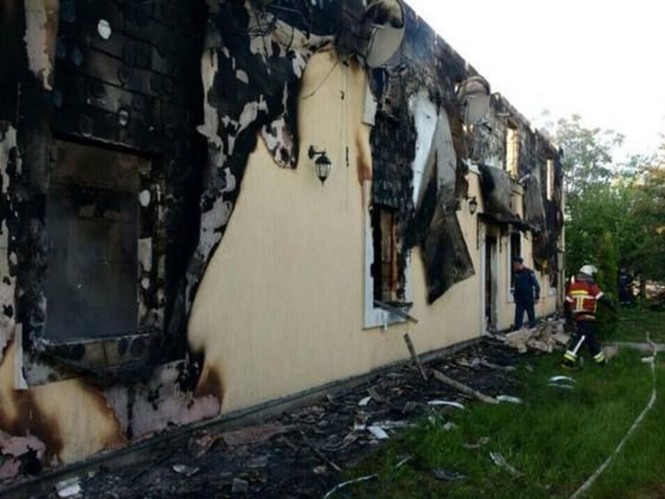 В результате пожара в доме престарелых погибли 17 человек