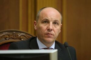 Парубий: Российские беспилотники сбрасывают взрывные устройства на украинскую территорию, от которых гибнут гражданские люди, в том числе дети