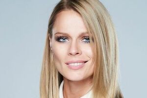 Фреймут показала праздничный торт по случаю крещения сына