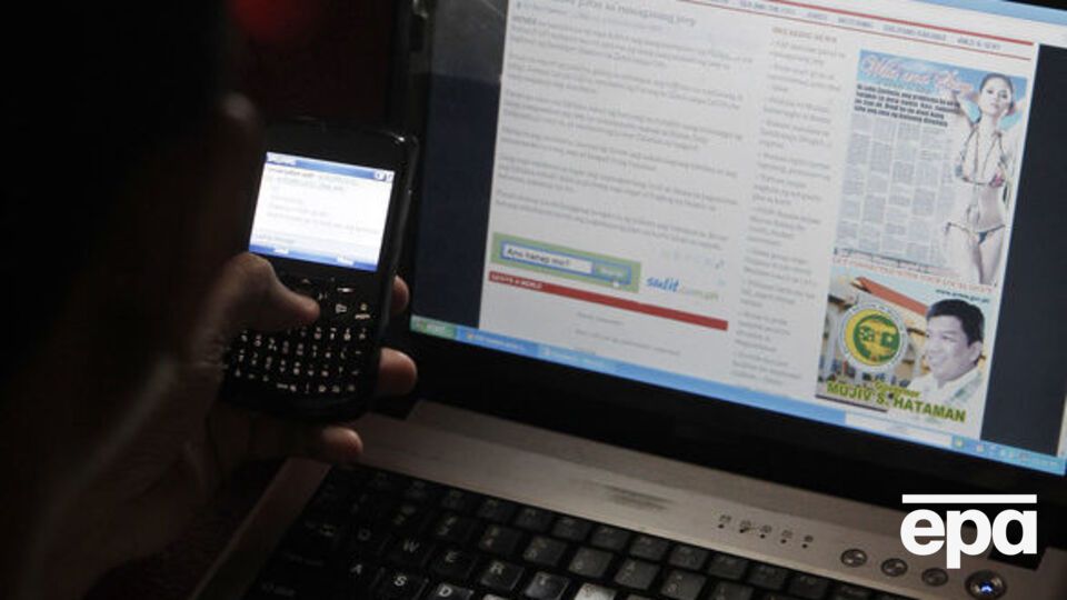 Американский журналист считает, что в Украине журналистов делят на два лагеря: тех, кто поддерживает государство, и тех, кто нет