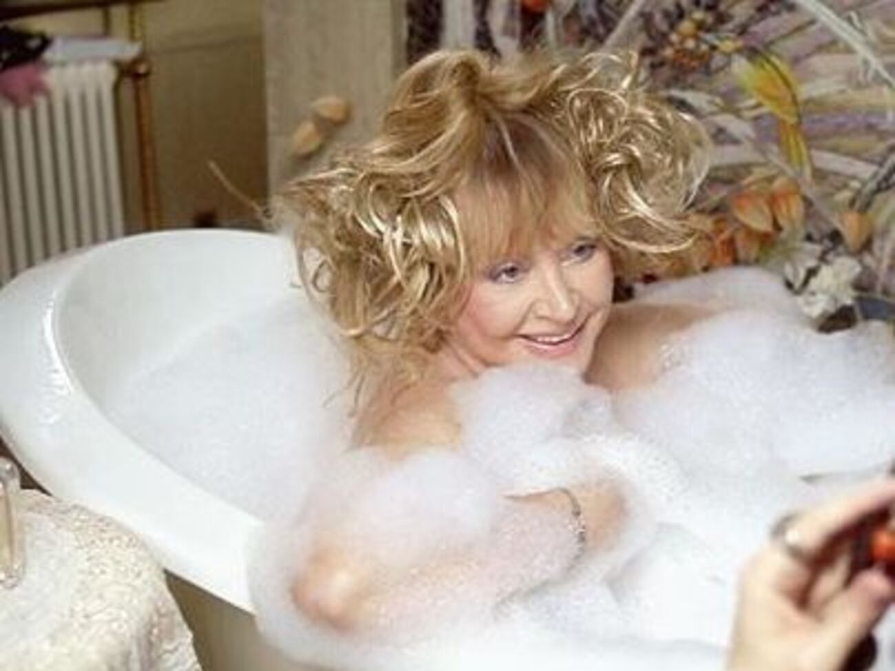 Пугачева в ванной снялась в рекламе