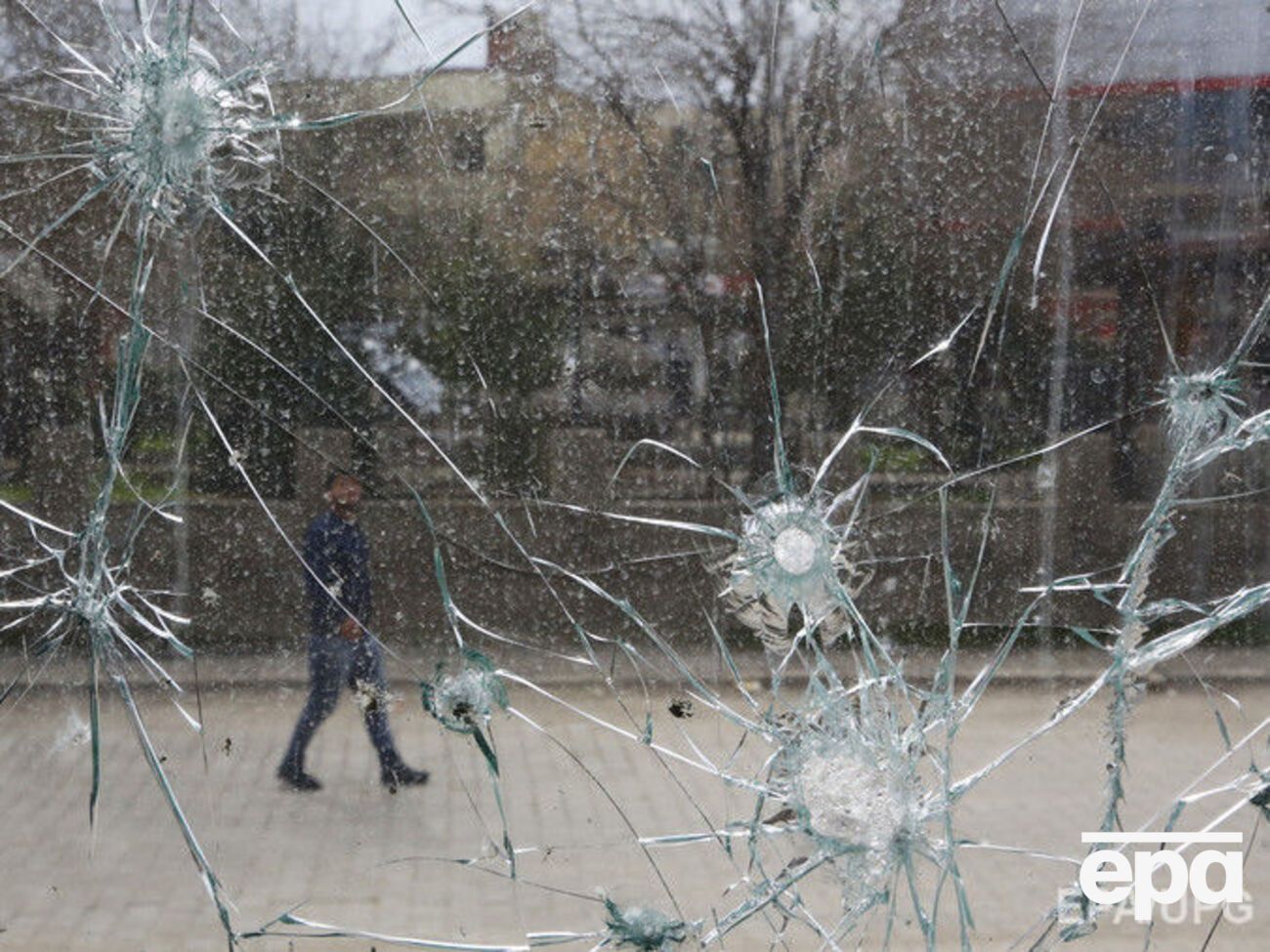 В результате теракта пострадали 12 человек