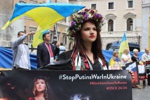 Участники акции "Стоп, Путин! Стоп, война!" обратятся в Европейский парламент с требованием заставить Россию вывести свои войска с территории Украины