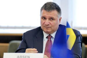 Аваков: Особой полиции, не подчиняющейся никому, не будет. По крайней мере, это моя позиция