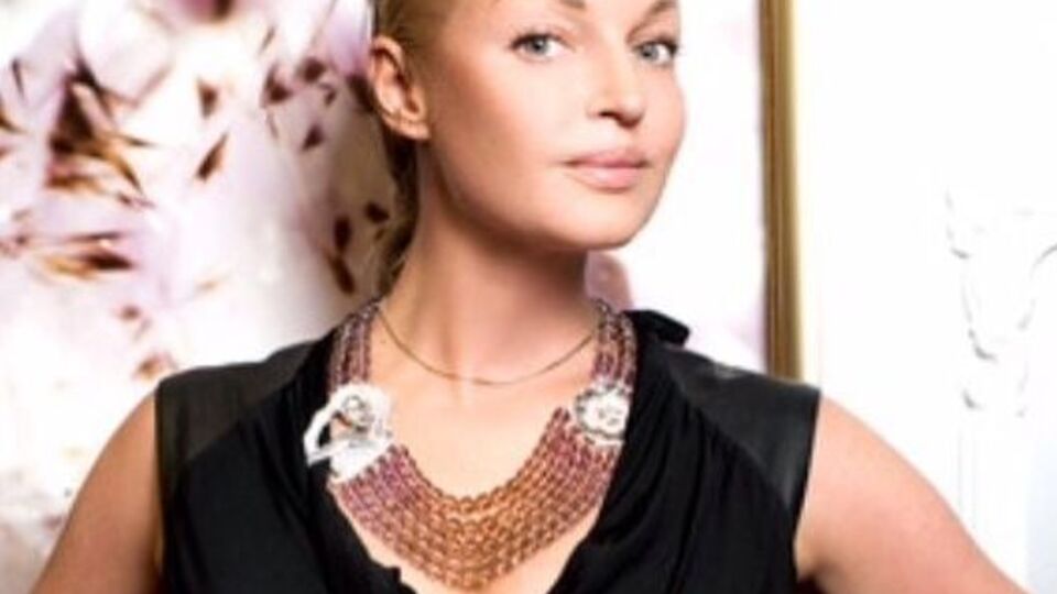 Волочкова: Ноги у меня, конечно, не такие длинные, как этот лимузин. Но все же