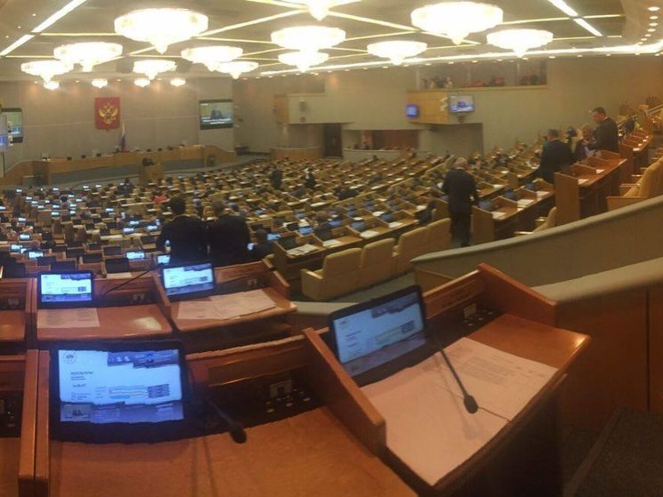 Полупустая Госдума лишила мандата депутата Илью Пономарева за прогулы