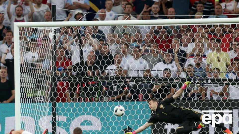 Россия вырвала ничью в матче с Англией