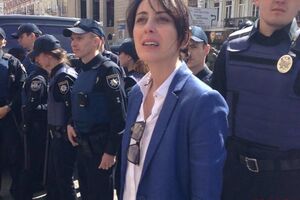 Деканоидзе лично следила за работой подчиненных во время "КиевПрайда"