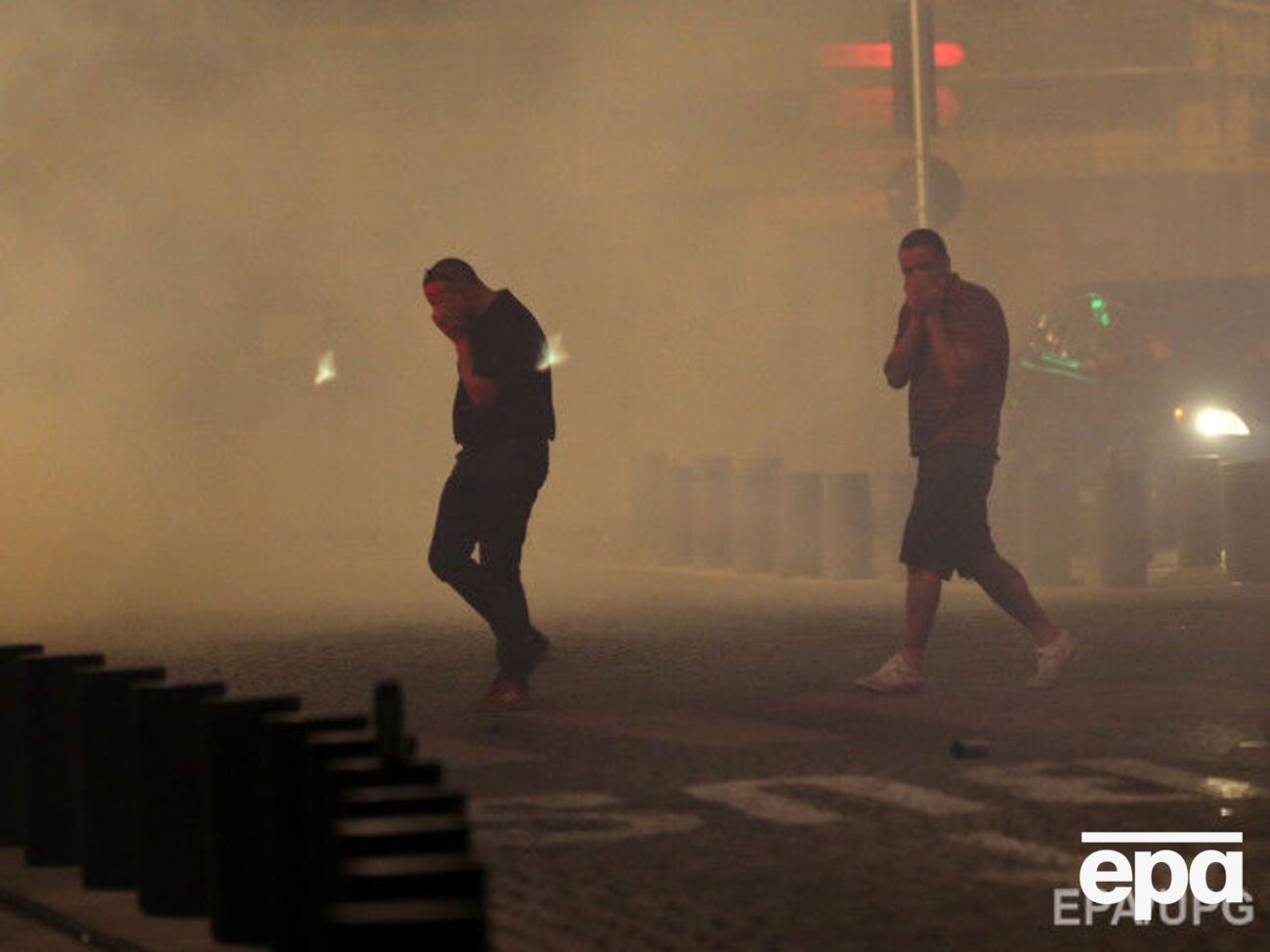 Полицейские применяли слезоточивый газ