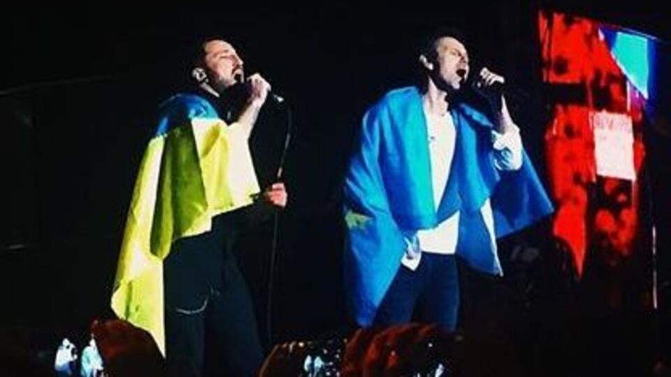 Вакарчук и Ислямов спели песню "Обійми" на крымскотатарском языке