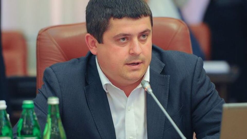 Бурбак озвучил позицию "Народного фронта" по ситуации с законом о люстрации