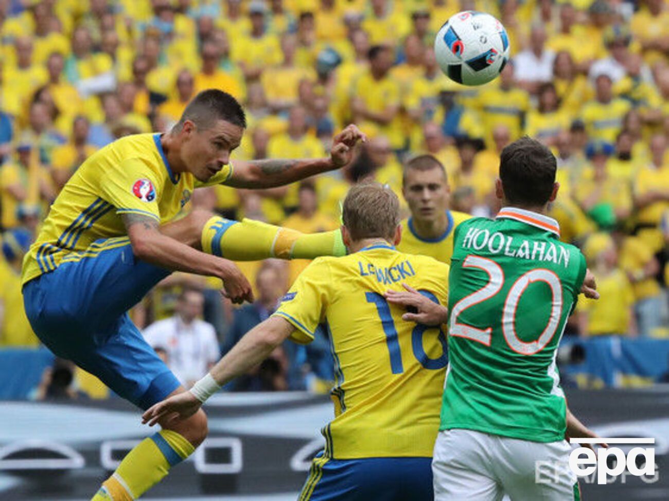 На "Стад де Франс" начался второй тайм матча Ирландия &ndash;&nbsp;Швеция