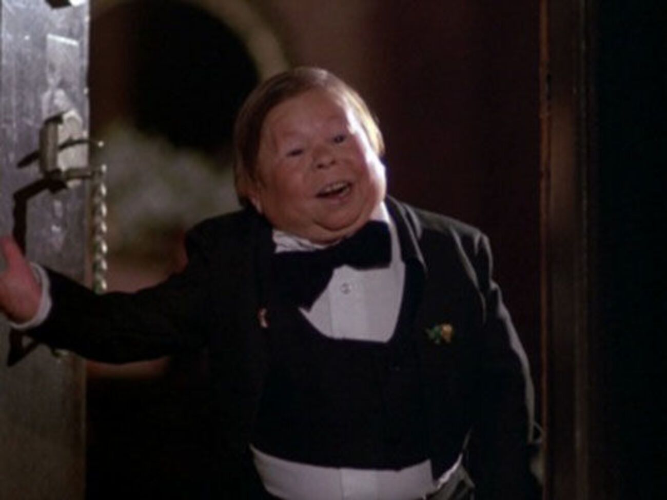 Месарош, исполнявший роль пришельца Альфа, умер в 76 лет