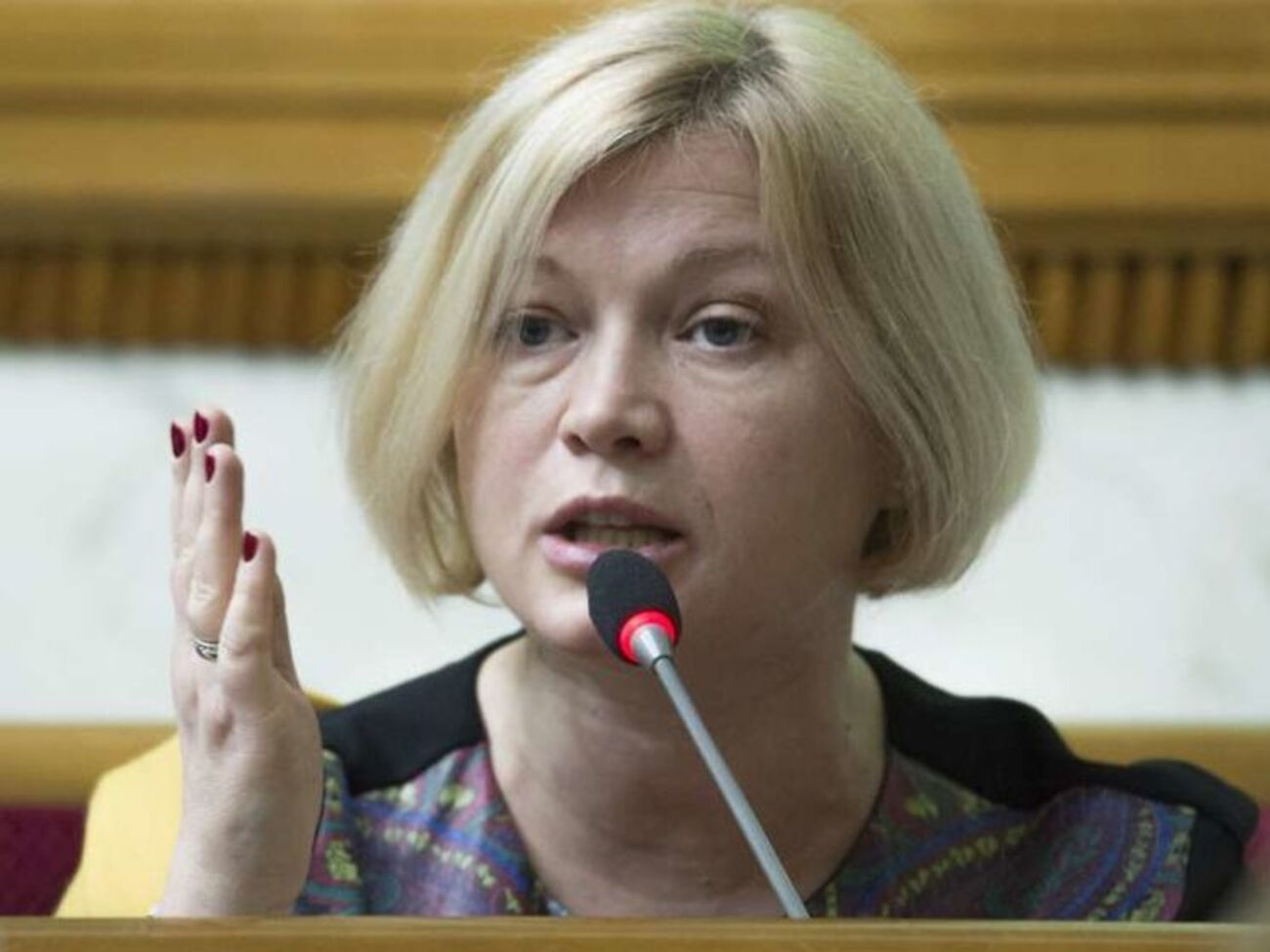 Геращенко заявила, что Украина продолжает вести переговоры об освобождении пленных украинцев