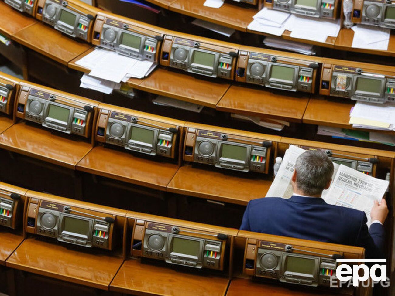 Венецианская комиссия призвала отменить закон о партийной диктатуре
