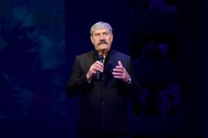 Худрук луганского театра Голубович мечтает о киностудии в "ЛНР"