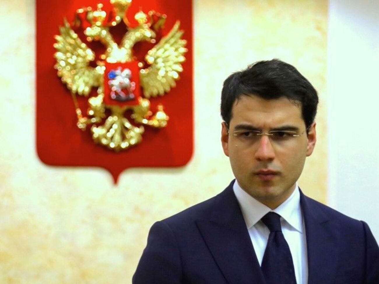 Инал Ардзинба, по данным СМИ, &ndash; сын Бату Ардзинбы, воевавшего в Абхазии против Грузии