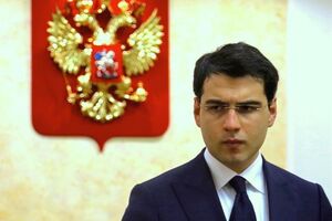 Инал Ардзинба, по данным СМИ, – сын Бату Ардзинбы, воевавшего в Абхазии против Грузии