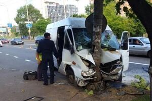 В ДТП пострадали девять человек