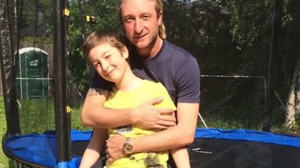 Плющенко: Поздравляю, сынуля, я горжусь тобой и люблю!